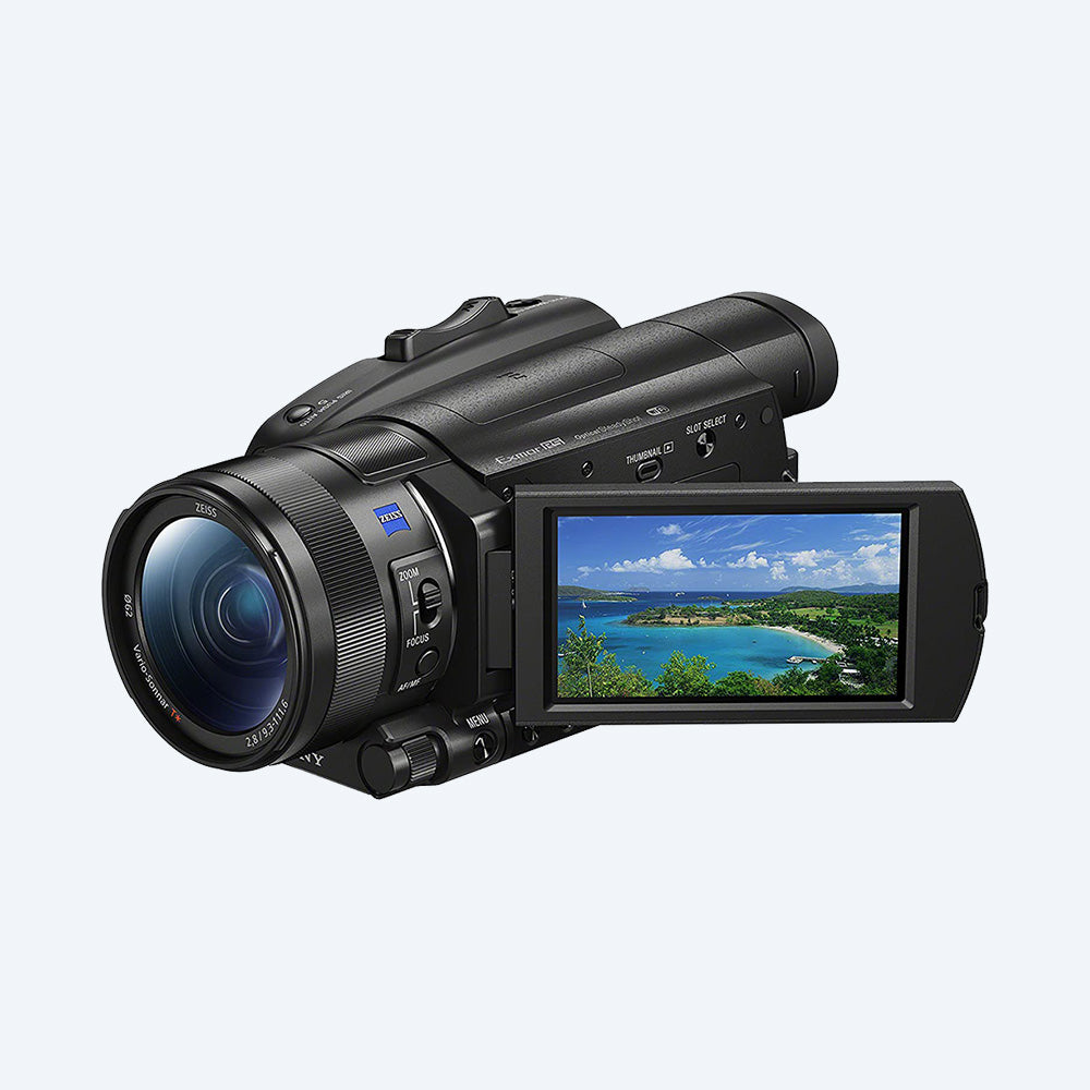 FDR-AX700