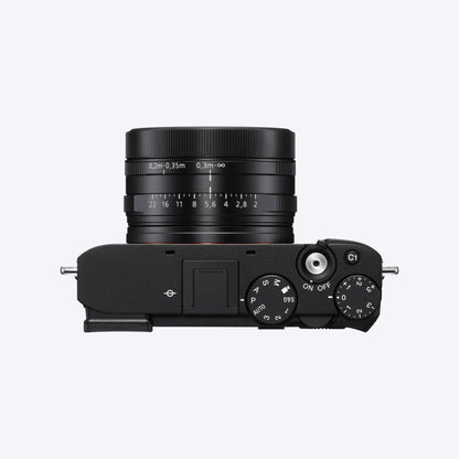 Sony RX1R III compact camera with 61.0 MP full-frame sensor and AI processing unit