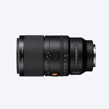 اطلب مسبقًا العدسة المقربة الثابتة FE مقاس 100 مم ببعد بؤري F2.8 من السلسلة G Master من سوني | SEL100M28GM واحصل على شاحن البطاريات المزدوج BC-ZD1